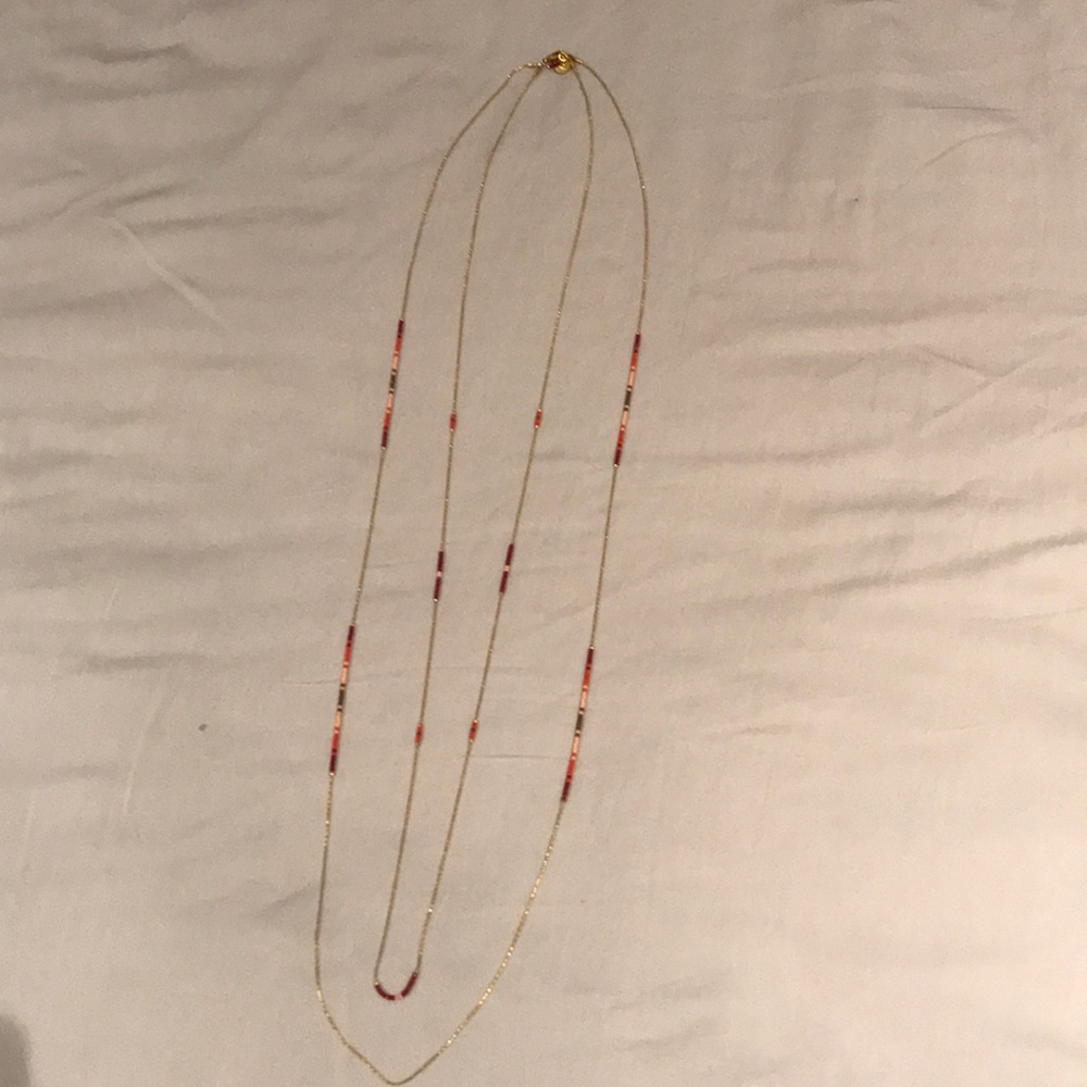 2/$30 - Beautiful gold and bead necklace
